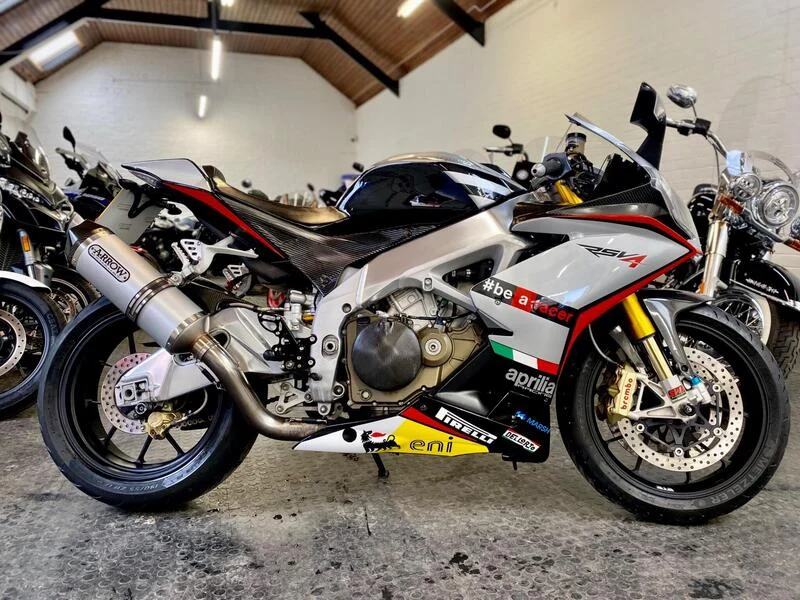 Aprilia RSV4