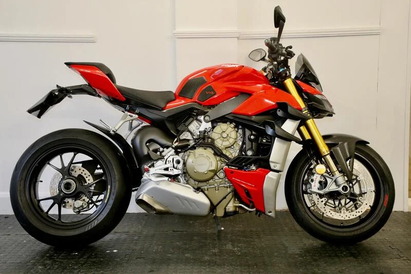 Ducati Streetfighter V4S