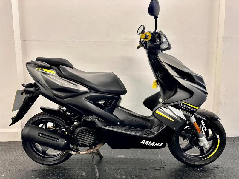 Yamaha Aerox 50