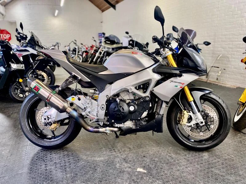 Aprilia Tuono 1000 V4