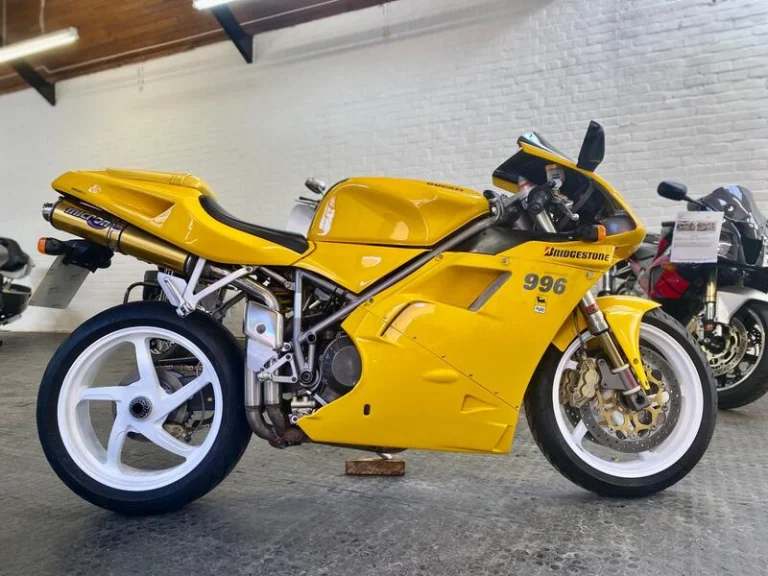 Ducati 996