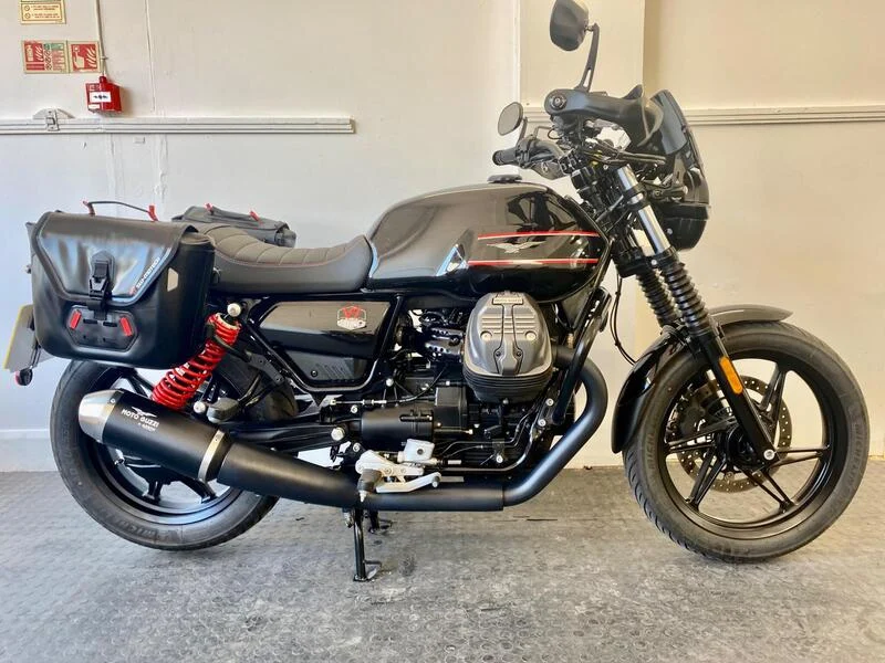 Moto Guzzi V7