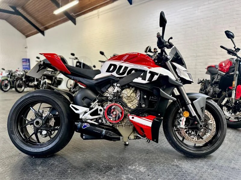 Ducati Streetfighter V4