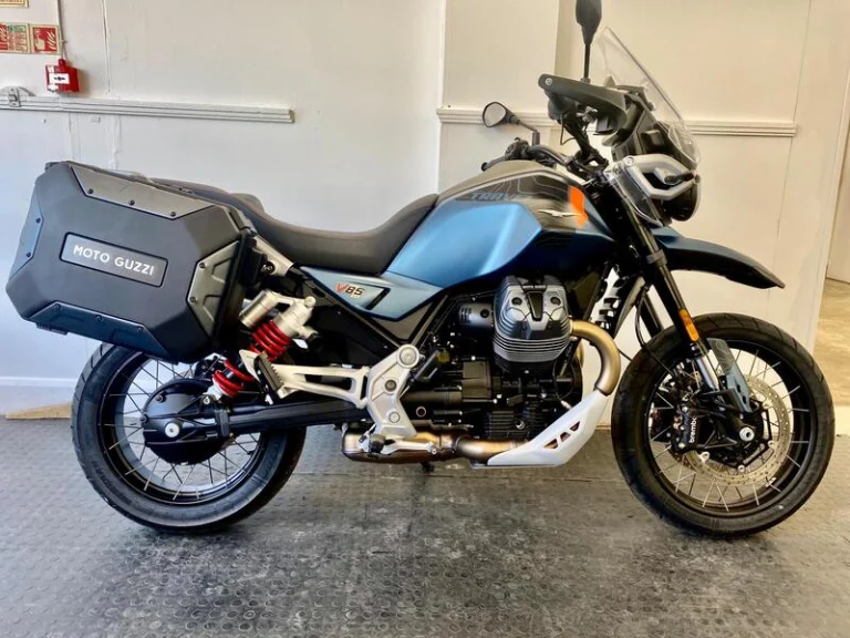 Moto Guzzi V85