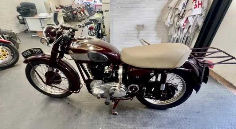 Ariel Red Hunter