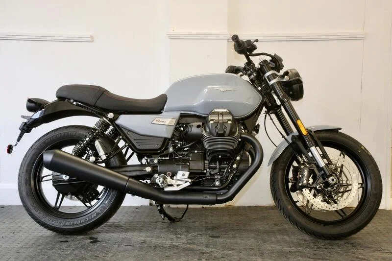 Moto Guzzi V7