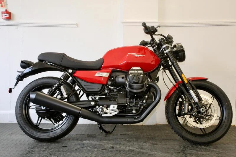 Moto Guzzi V7