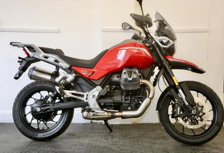 Moto Guzzi V85