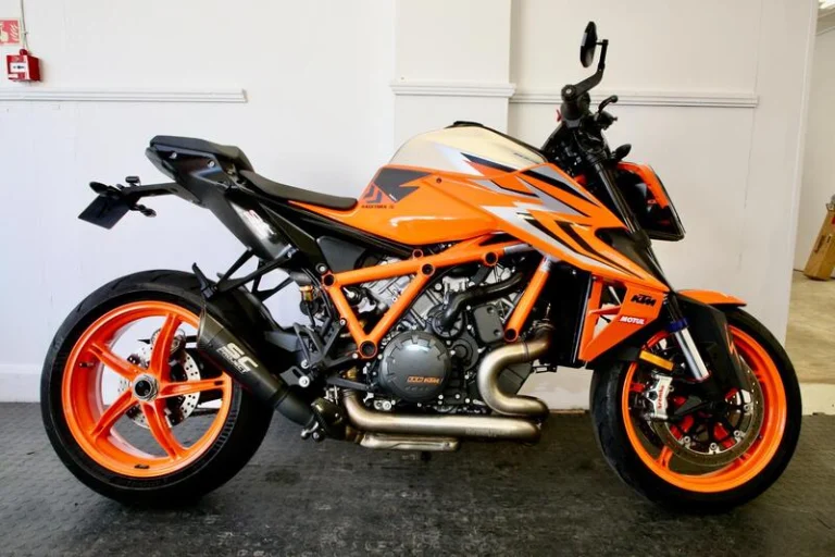 KTM 1290 Super Duke R