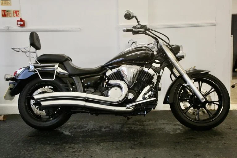 Yamaha XVS950Midnight Star