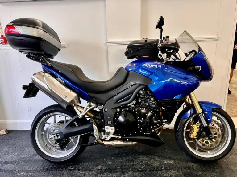 Triumph Tiger 1050