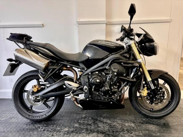 Triumph Street Triple 675